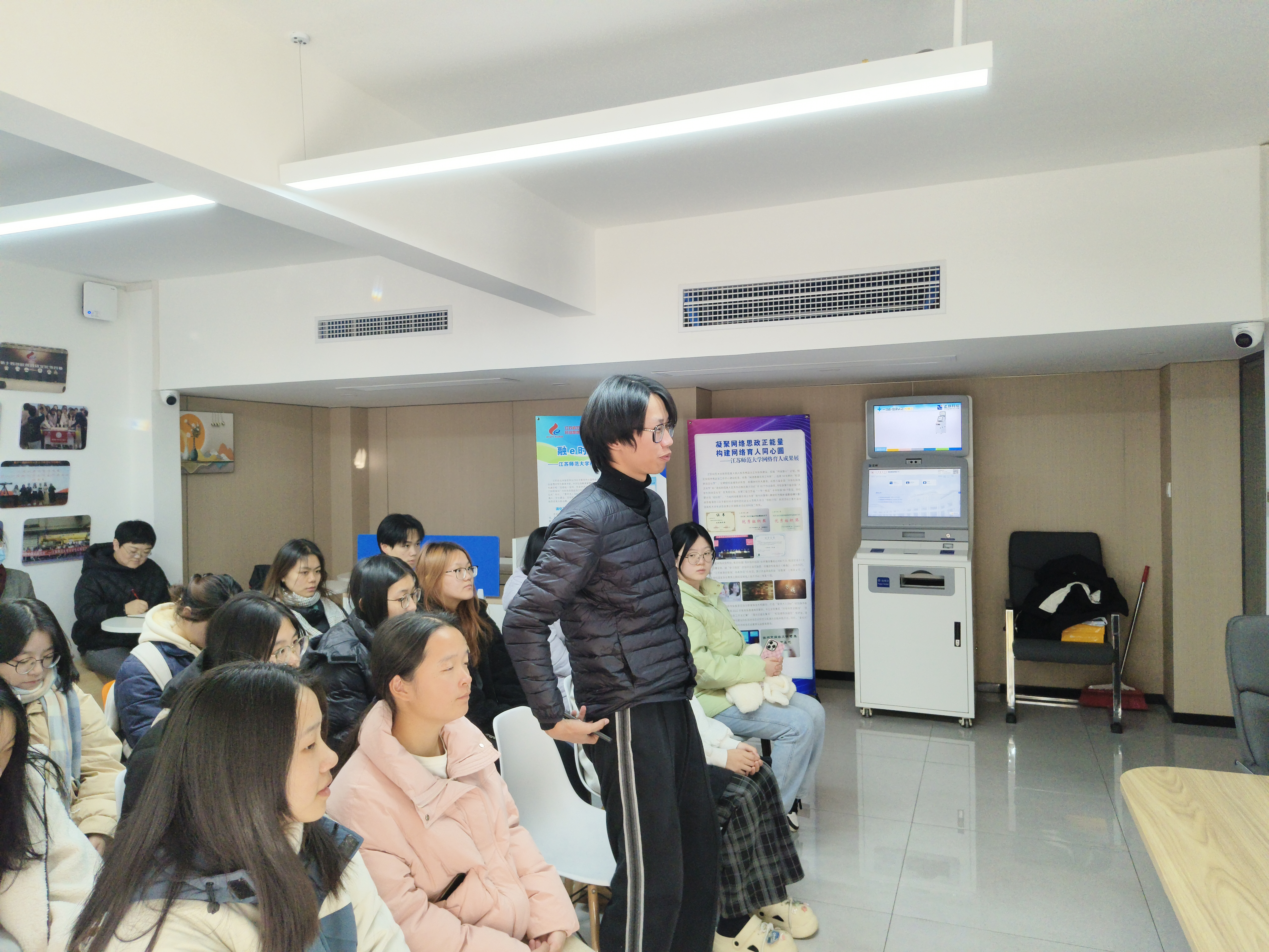 17c821c505340b766f5aea2ab5dd7c75.jpg 17c821c505340b766f5aea2ab5dd7c75.jpg