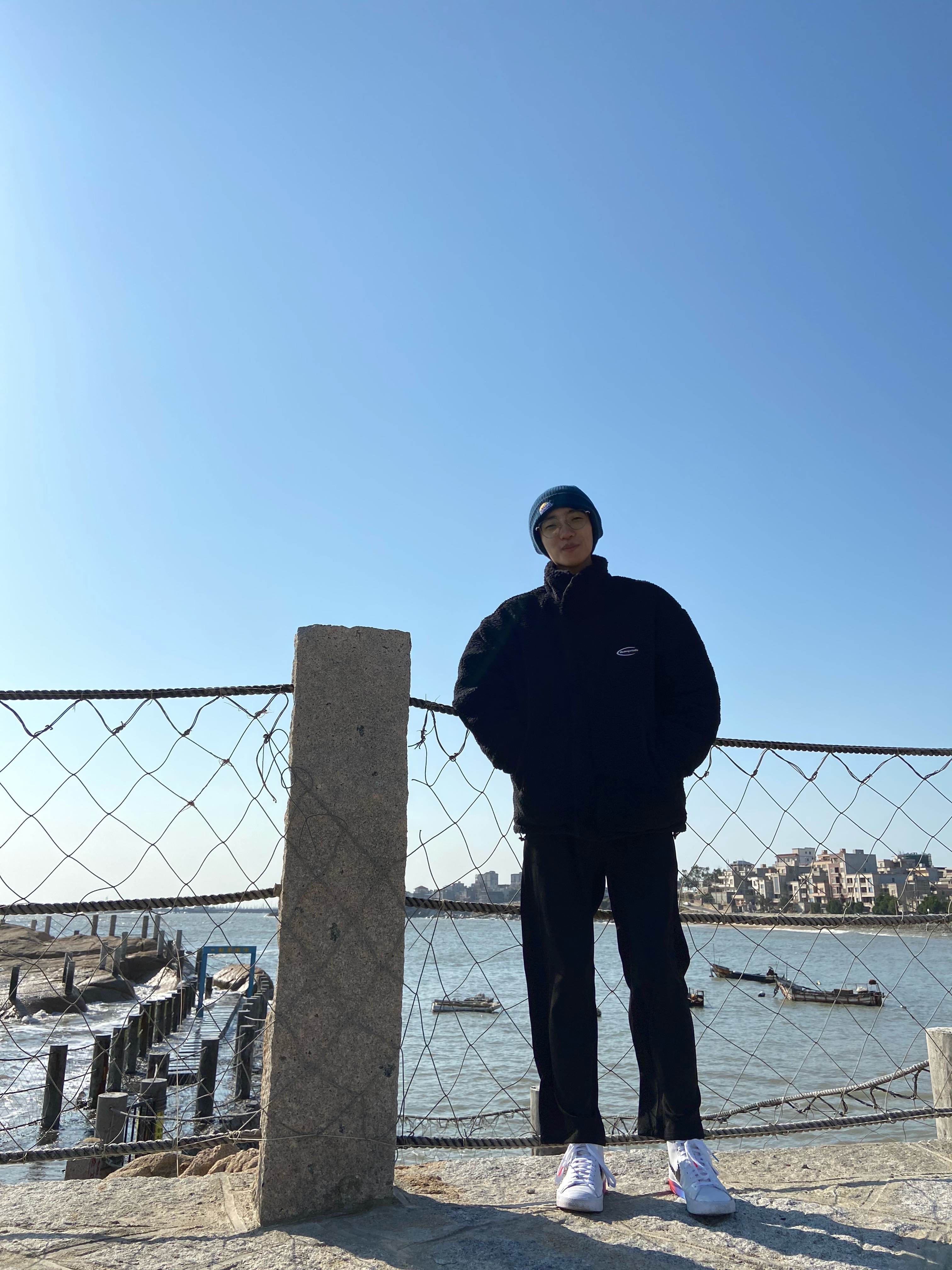 陈权威.jpg
