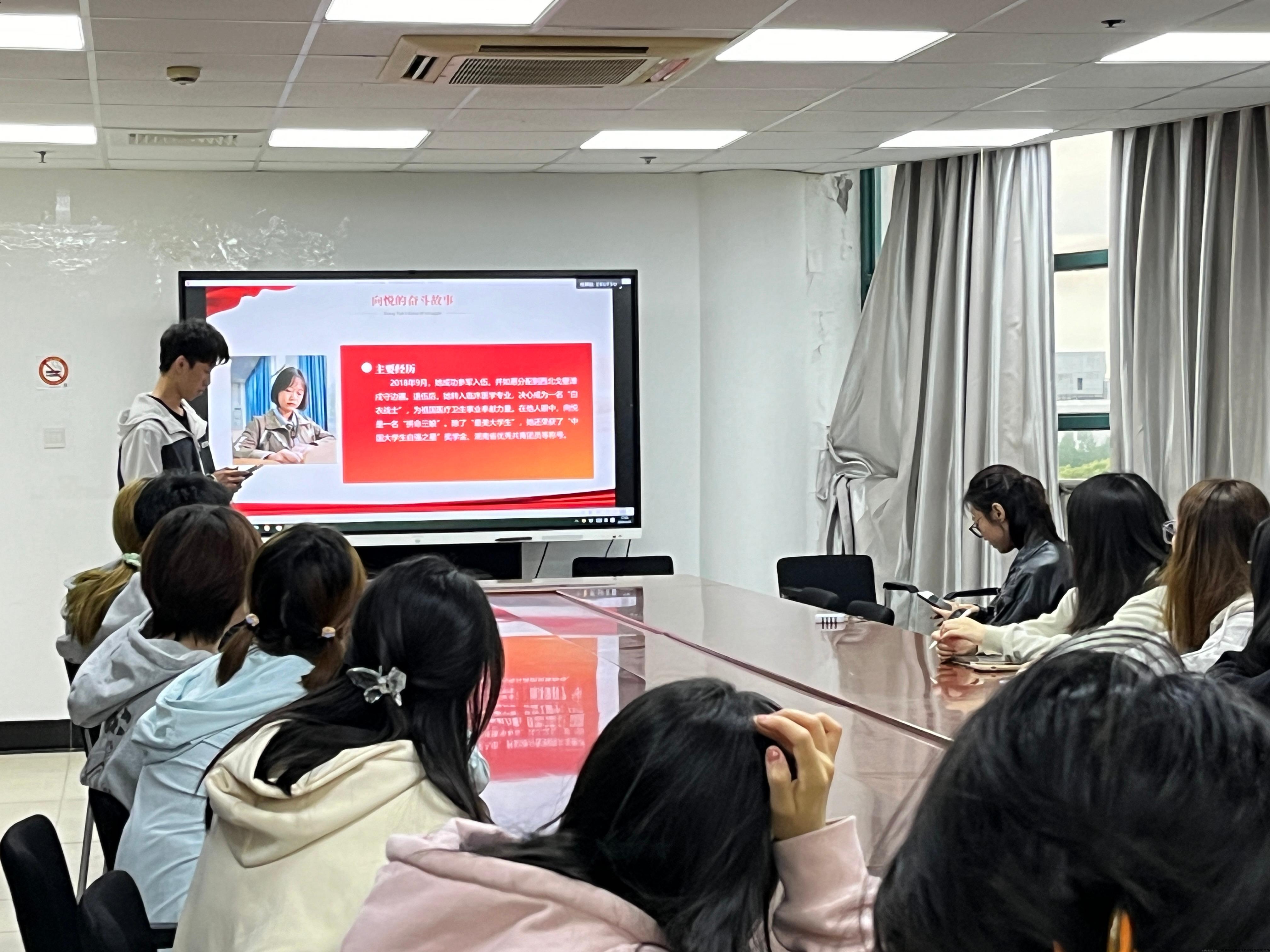 03-图为李衍朋同学分享.JPG