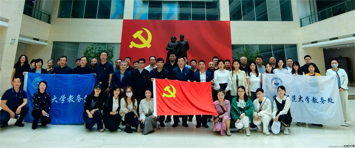 压缩后 图三2.jpg